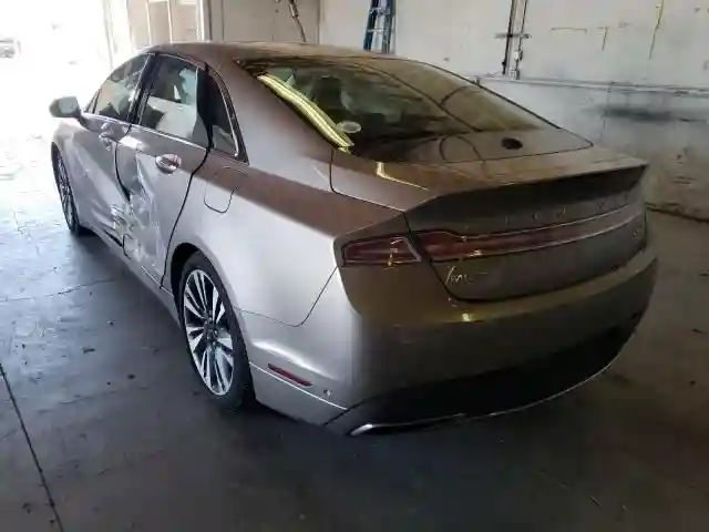 3LN6L5ECXKR605000 2019 LINCOLN MKZ RESERVE II-2