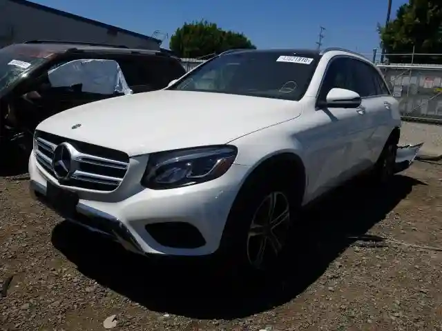 WDC0G4JB2KV183212 2019 MERCEDES-BENZ GLC 300-1