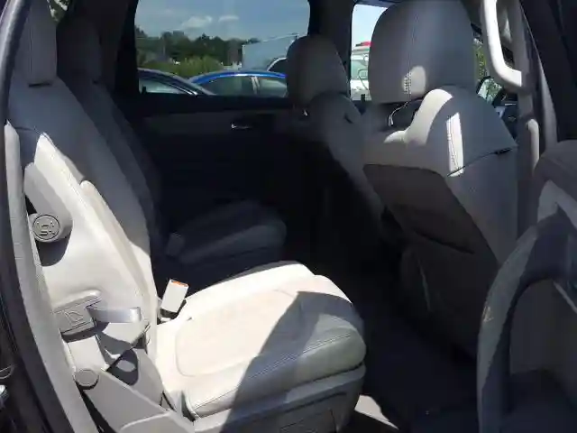 1GNKVHKD4GJ278808 2016 CHEVROLET TRAVERSE LT-5