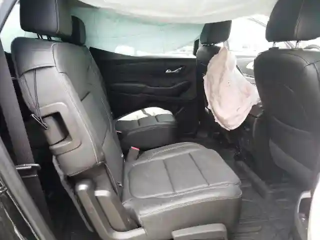 1GNERHKW1KJ244918 2019 CHEVROLET TRAVERSE LT-5