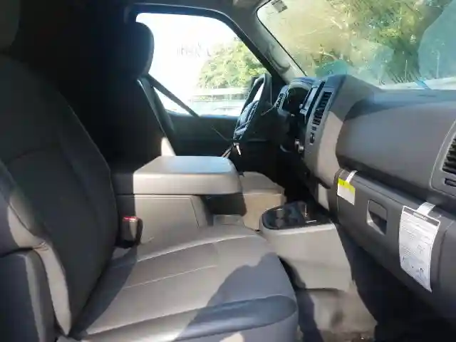 1N6BF0LY4KN809898 2019 NISSAN NV 2500 S-4