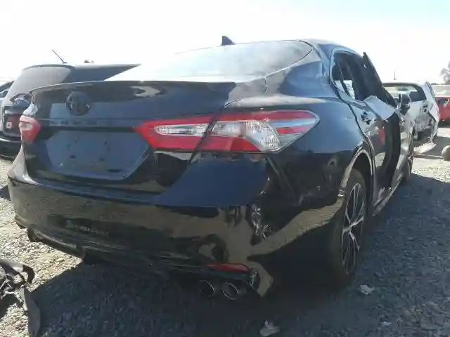 4T1B11HK7KU834503 2019 TOYOTA CAMRY L-3