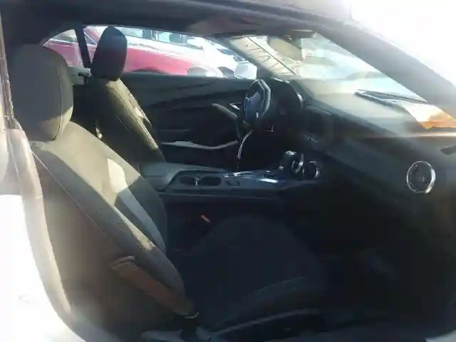 1G1FB3DX1K0132256 2019 CHEVROLET CAMARO LS-4