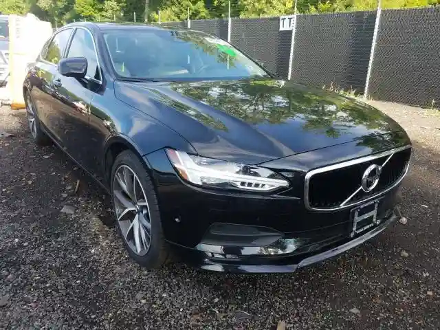 LVY992MK7JP039514 2018 VOLVO S90 T6 MOMENTUM-0