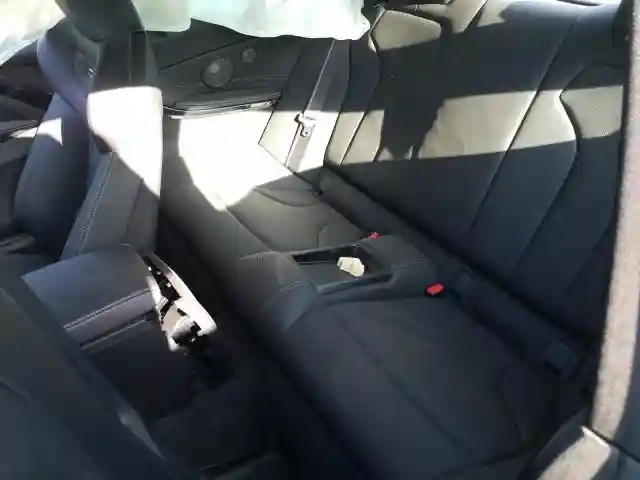 WBS4Y9C5XJAG66702 2018 BMW M4-5