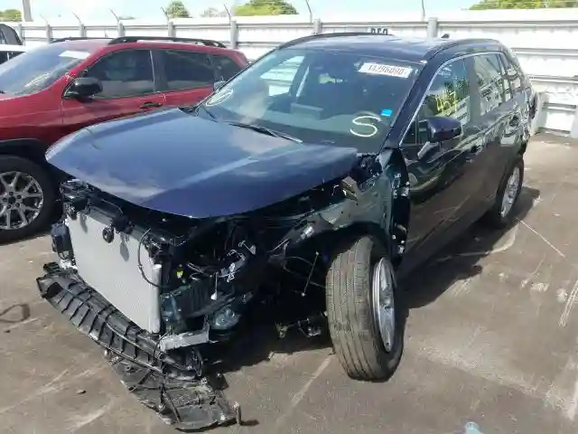 2T3W1RFV6LC065175 2020 TOYOTA RAV4 XLE-1