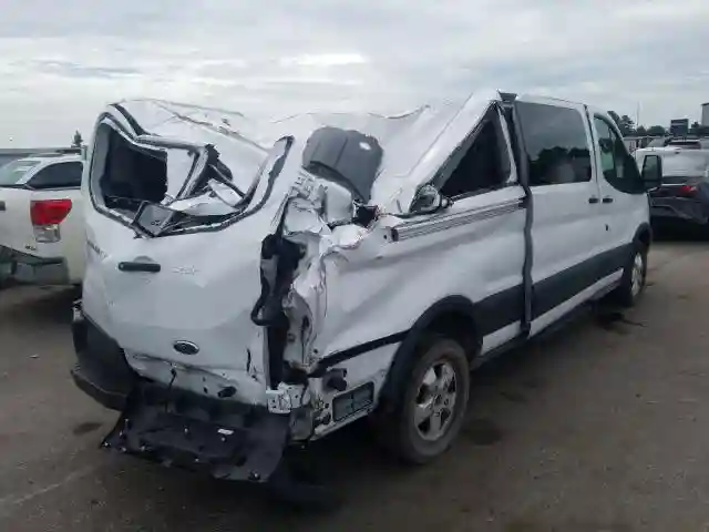 1FBZX2YM5JKA21376 2018 FORD TRANSIT T-350-3