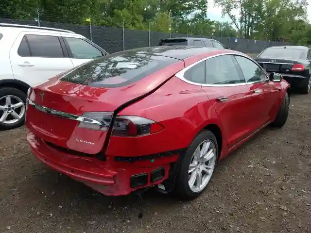 5YJSA1E20LF396300 2020 TESLA MODEL S-3