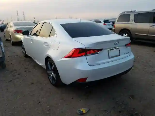 JTHBA1D27H5039284 2017 LEXUS IS 200T-2