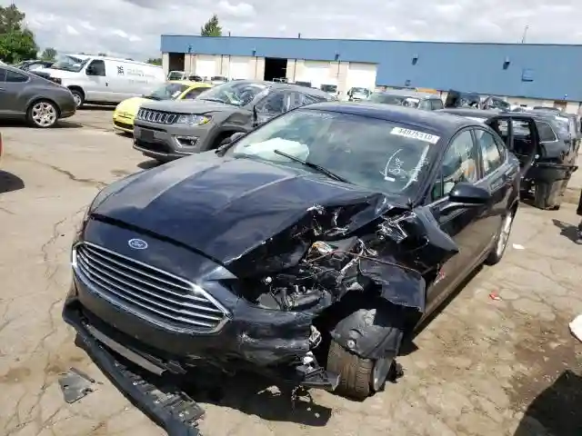 3FA6P0LU3KR121599 2019 FORD FUSION SE-1