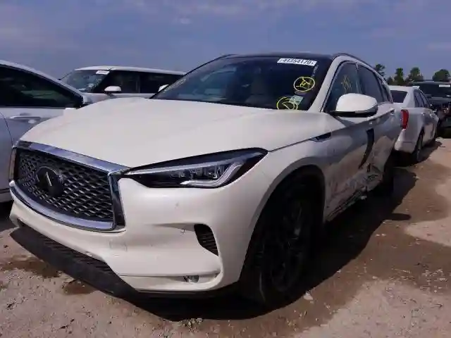 3PCAJ5M11KF120976 2019 INFINITI QX50 ESSENTIAL-1