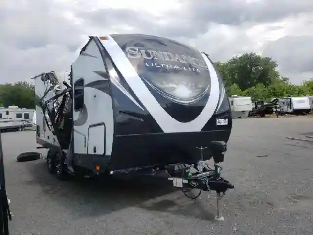 5SFSB2228KE401845 2019 HEART LAND SUNDANCE-0