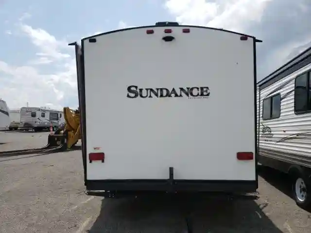 5SFSB2228KE401845 2019 HEART LAND SUNDANCE-4
