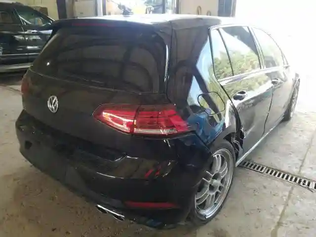 WVWWA7AU8KW135597 2019 VOLKSWAGEN GOLF R-3