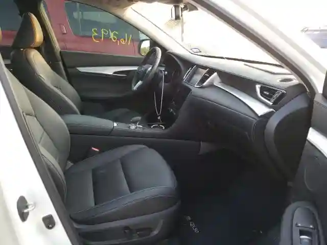 3PCAJ5M16KF140320 2019 INFINITI QX50 ESSENTIAL-4