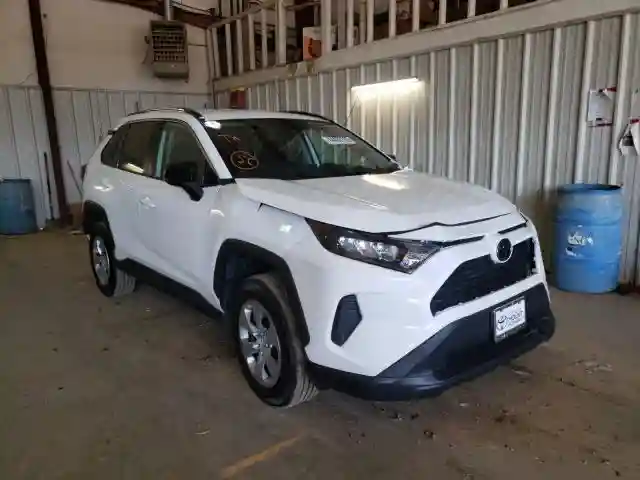 2T3F1RFV2KW017802 2019 TOYOTA RAV4 LE-0