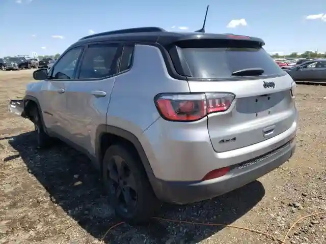3C4NJDBB7JT395761 2018 JEEP COMPASS LATITUDE-2