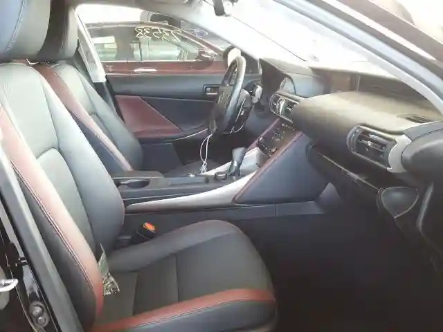 JTHBA1D25J5062780 2018 LEXUS IS 300-4