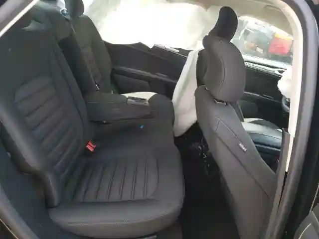 3FA6P0LU3KR121599 2019 FORD FUSION SE-5