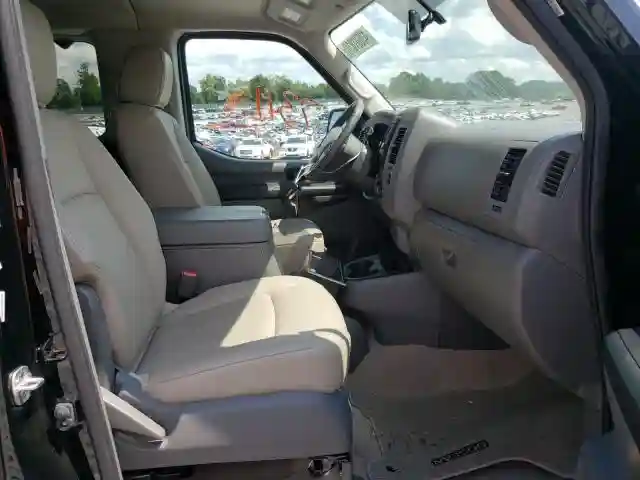 5BZAF0AA5KN850934 2019 NISSAN NV 3500-4