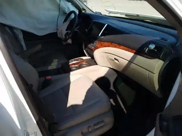 5FNYF6H90HB090173 2017 HONDA PILOT TOURING-4
