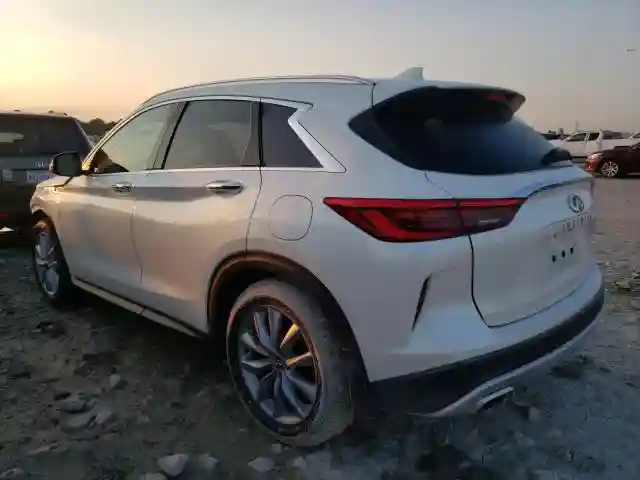 3PCAJ5M16KF140320 2019 INFINITI QX50 ESSENTIAL-2
