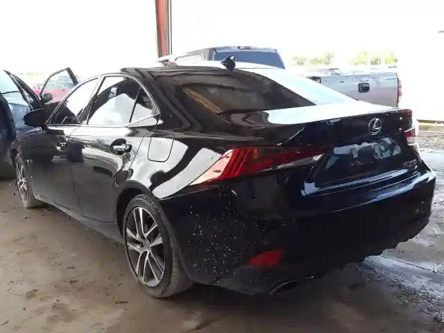 JTHBA1D25J5062780 2018 LEXUS IS 300-2