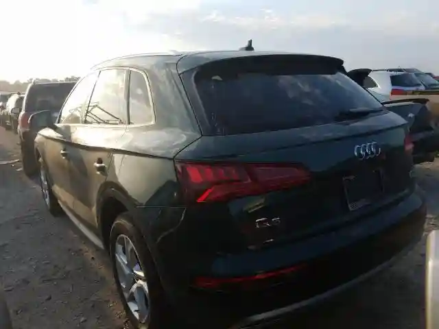WA1ANAFY7J2075013 2018 AUDI Q5 PREMIUM-2