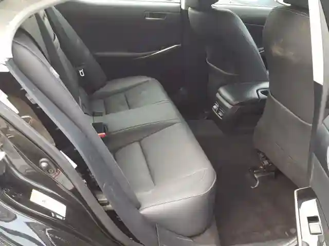 JTHC81D24J5033321 2018 LEXUS IS 300-5