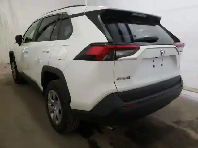 2T3F1RFV3KW032258 2019 TOYOTA RAV4 LE-2