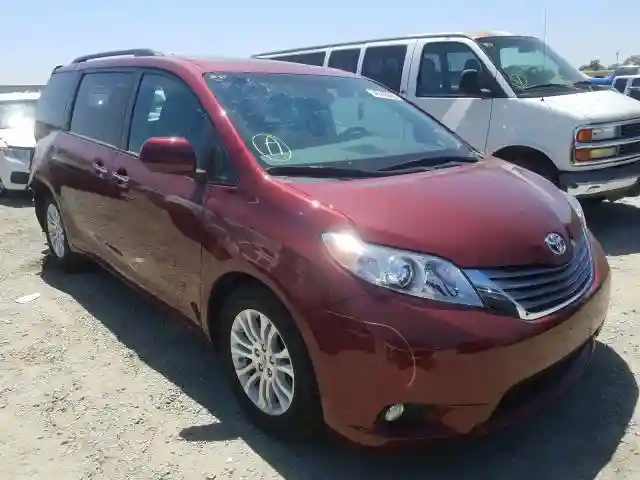 5TDYK3DC9GS755500 2016 TOYOTA SIENNA XLE-0