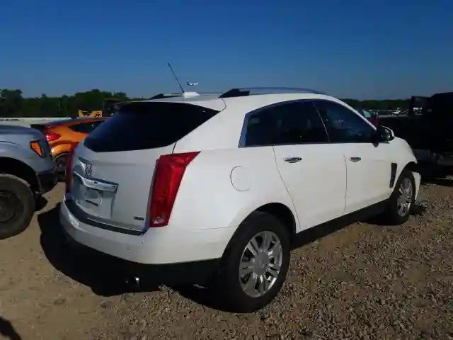 3GYFNBE33GS560392 2016 CADILLAC SRX LUXURY COLLECTION-3