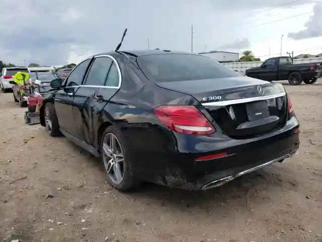 WDDZF4JB5HA277722 2017 MERCEDES-BENZ E 300-2