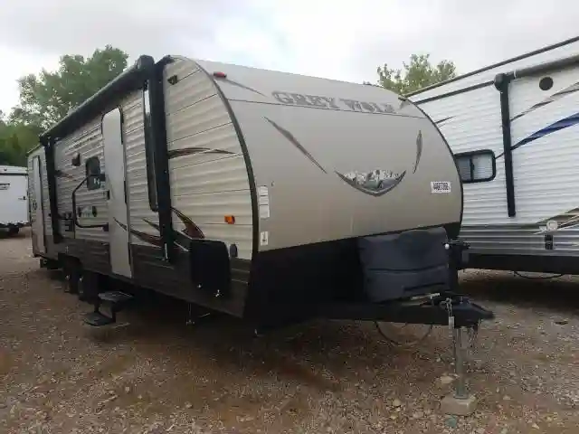 4X4TCKB27HK036969 2017 WILDWOOD GREY WOLF-0