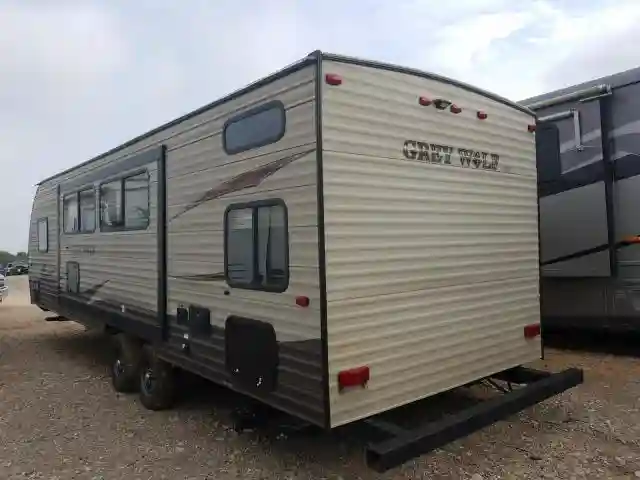 4X4TCKB27HK036969 2017 WILDWOOD GREY WOLF-2