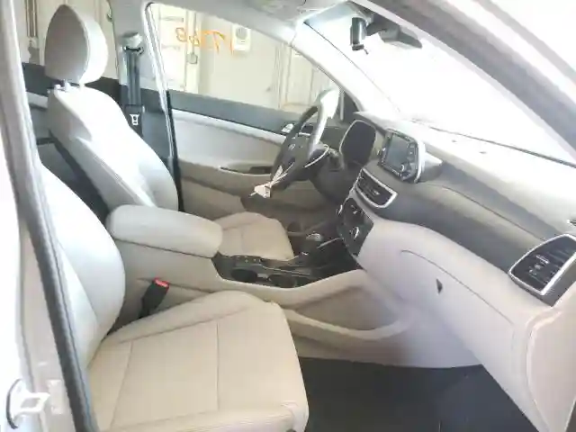 KM8J3CA40LU101076 2020 HYUNDAI TUCSON LIMITED-4