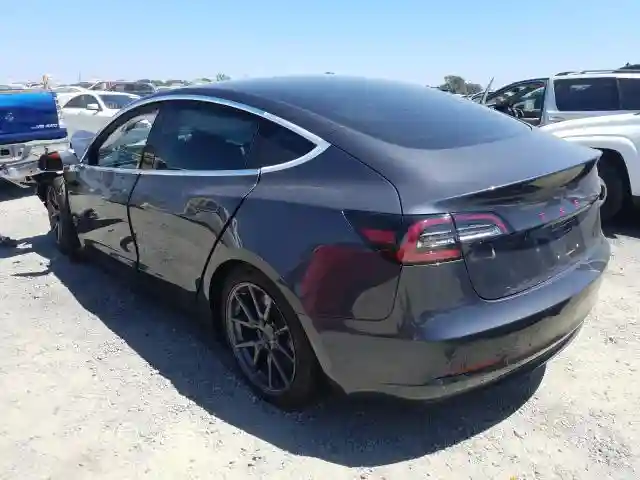 5YJ3E1EA2JF050956 2018 TESLA MODEL 3-2