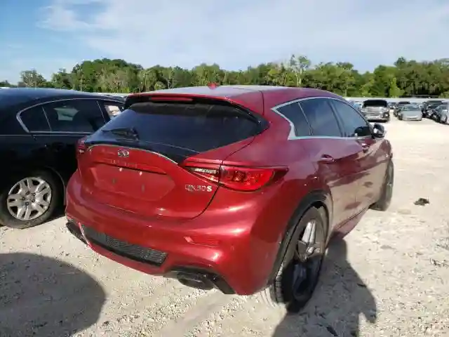 SJKCH5CP7HA019420 2017 INFINITI QX30 BASE-3