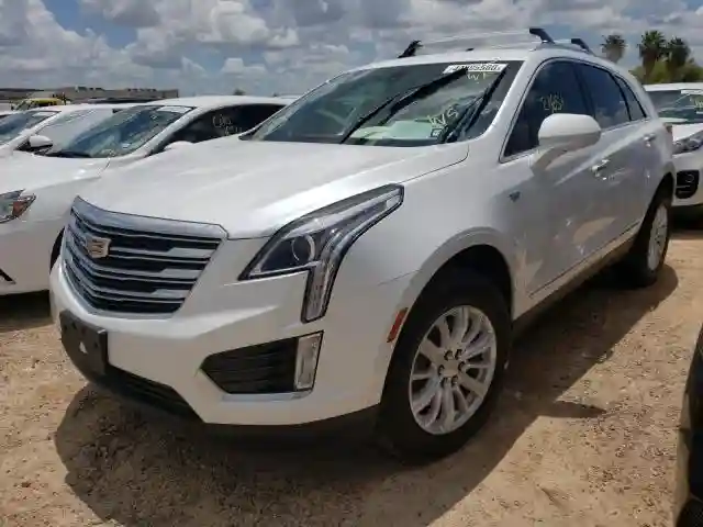 1GYKNARS2HZ301875 2017 CADILLAC XT5-1