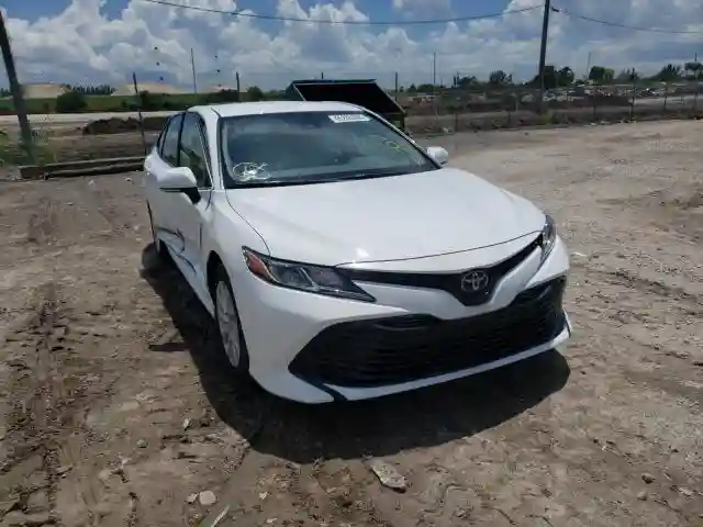 4T1L11AKXLU866569 2020 TOYOTA CAMRY LE-0