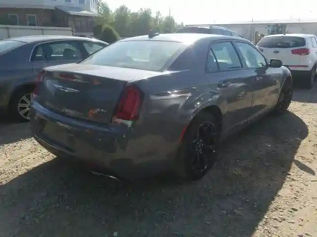 2C3CCABG8KH562543 2019 CHRYSLER 300 S-3