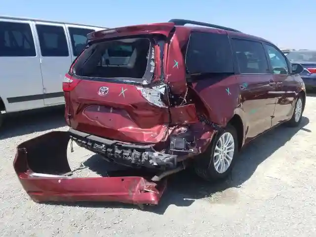 5TDYK3DC9GS755500 2016 TOYOTA SIENNA XLE-3