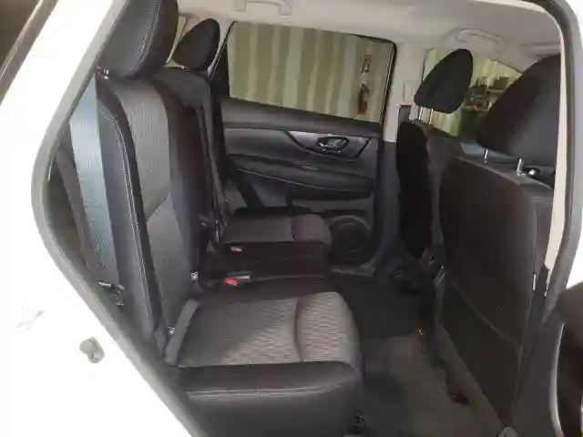 JN8AT2MT6LW035093 2020 NISSAN ROGUE S-5
