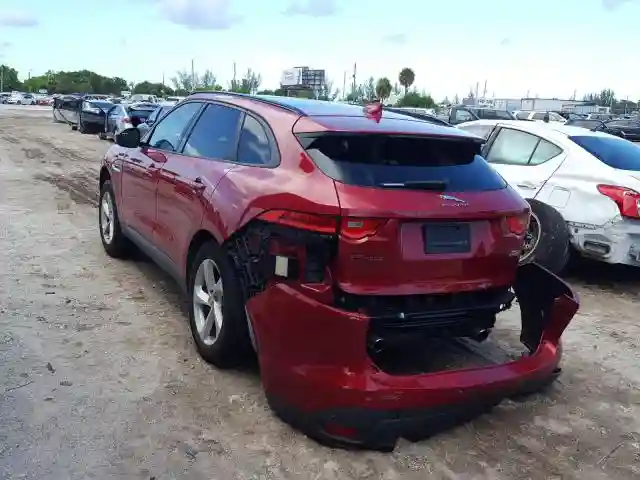 SADCJ2BVXHA067214 2017 JAGUAR F-PACE PREMIUM-2