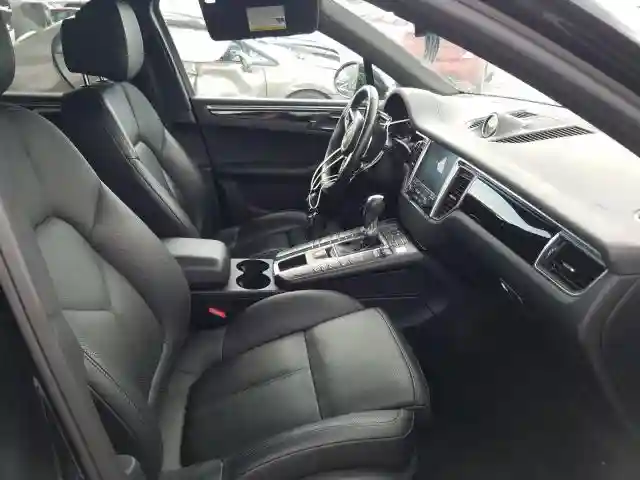 WP1AA2A51HLB83280 2017 PORSCHE MACAN-4