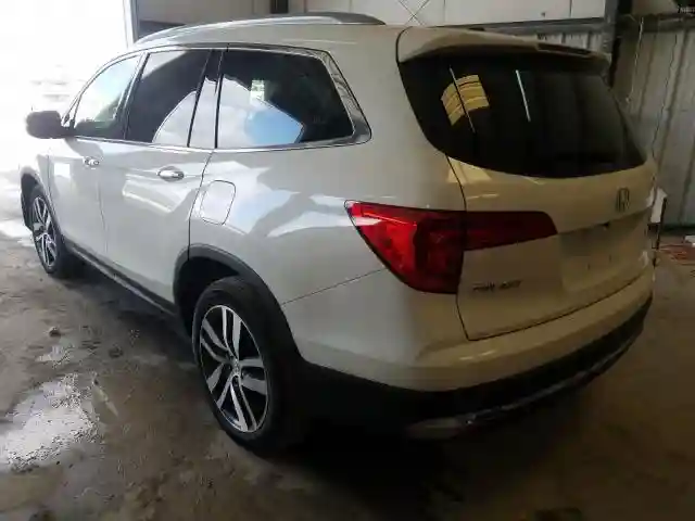 5FNYF5H95JB030812 2018 HONDA PILOT TOURING-2
