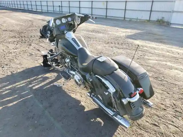 1HD1KBC31KB676169 2019 HARLEY-DAVIDSON FLHX-2