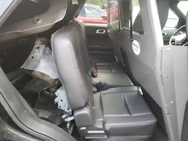 1FM5K8AR8JGC94859 2018 FORD EXPLORER POLICE INTERCEPTOR-5