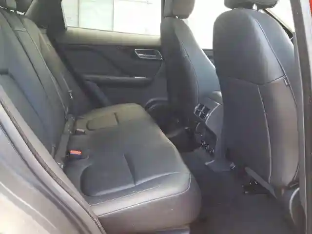 SADCJ2BVXHA067214 2017 JAGUAR F-PACE PREMIUM-5