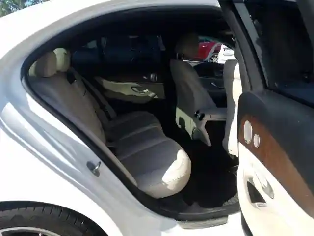 WDDZF4JB7HA028421 2017 MERCEDES-BENZ E 300-5